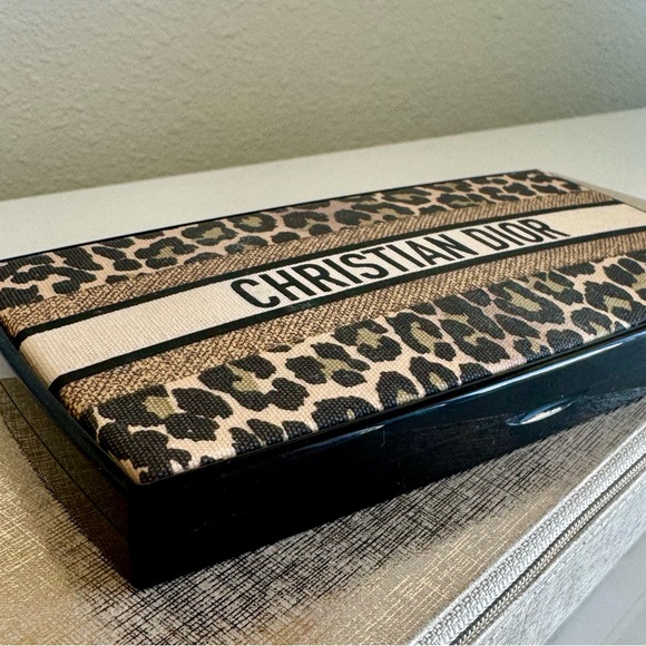 CHRISTIAN DIOR β‘ Eyeshadow Pallet β‘ Limited Edition β‘ Mitzah Edition β‘ - Picture 6 of 11